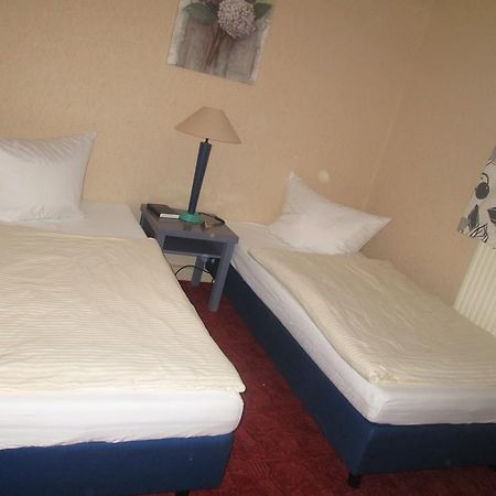 Gruener Baum Nuernberg Brunn Hotel ภายนอก รูปภาพ