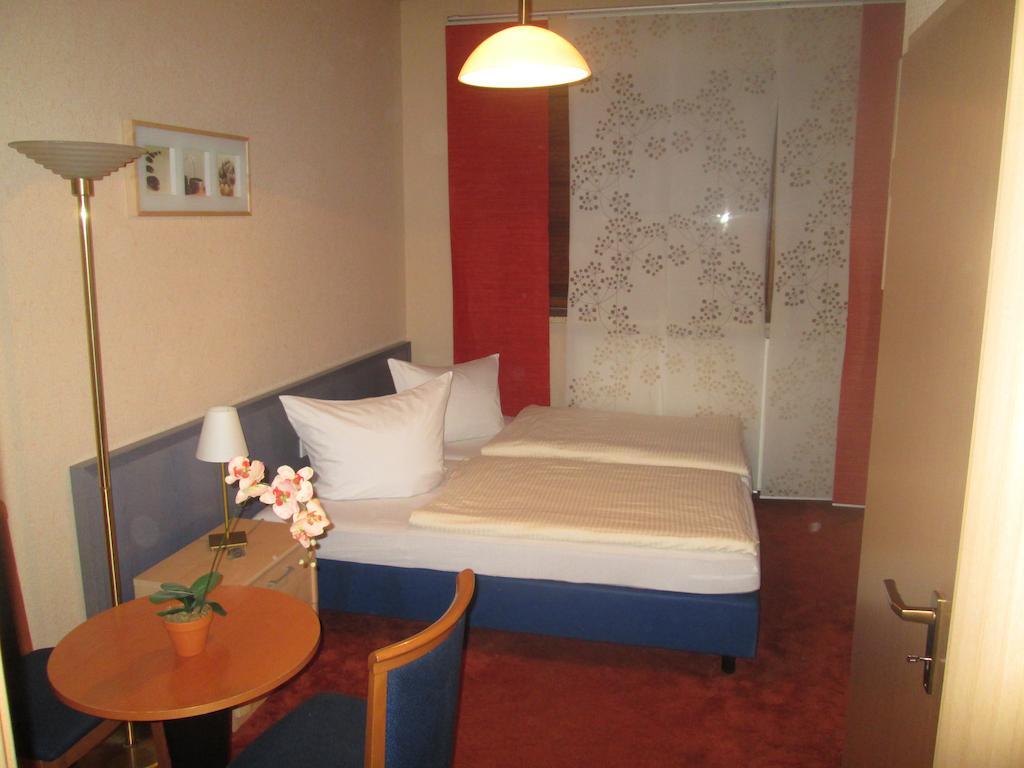 Gruener Baum Nuernberg Brunn Hotel ห้อง รูปภาพ